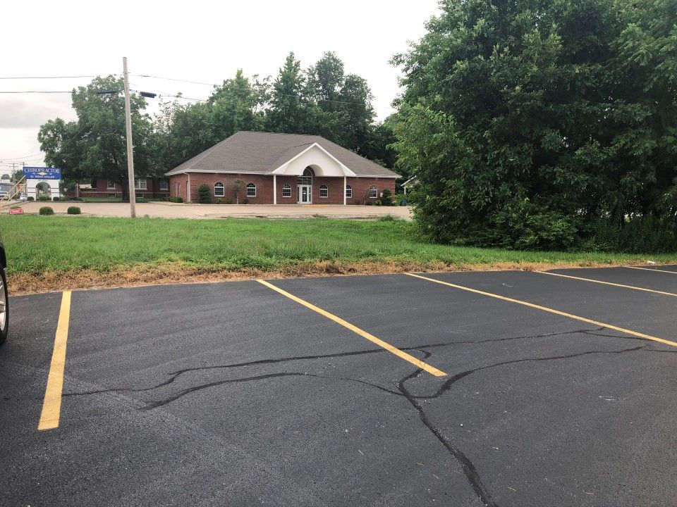 308 S Court St, Marion, IL 62959